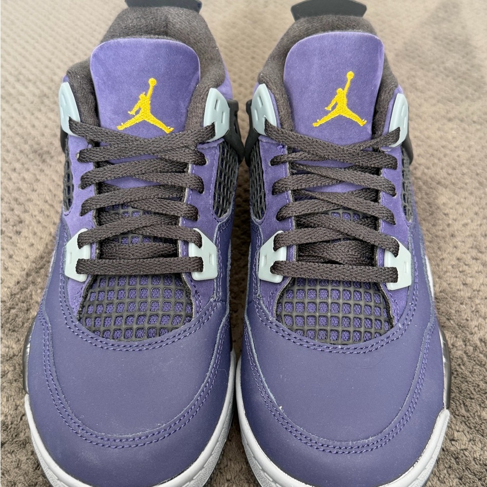 Jordan 4 Lakers size 3Y/4.5W